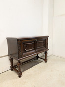 Vanha kaappi 40-luku