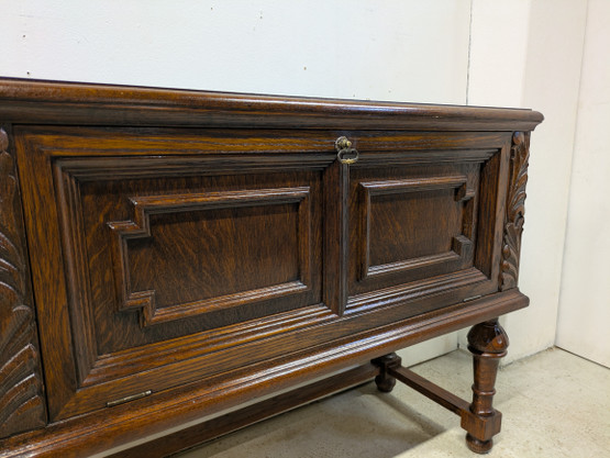 Vanha kaappi 40-luku