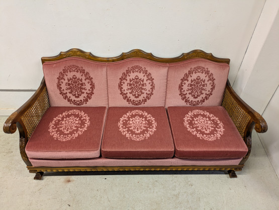 Upea Chippendale rottinki sohva