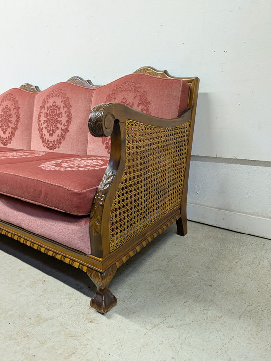 Upea Chippendale rottinki sohva