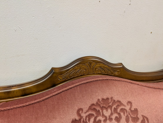 Upea Chippendale rottinki sohva