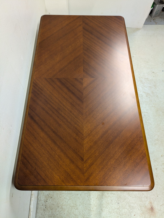 Upea Chippendale sohvapöytä 