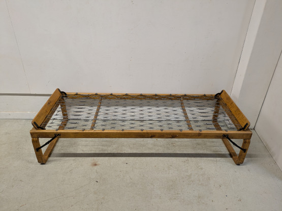 Upea Heteka vintage sänky