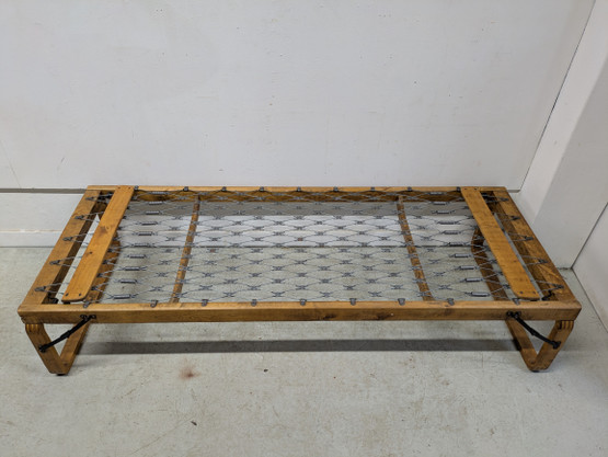 Upea Heteka vintage sänky