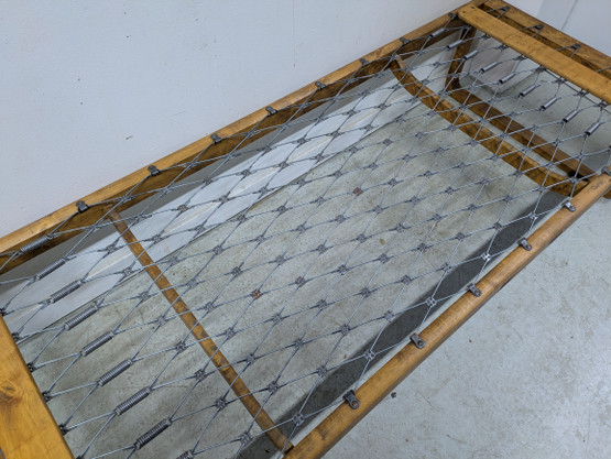 Upea Heteka vintage sänky