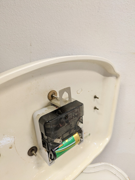 Diehl keraaminen seinäkello