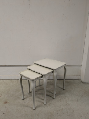 Vanha Rokokoo sarjapöytå