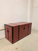 Suuri antiikki arkku 