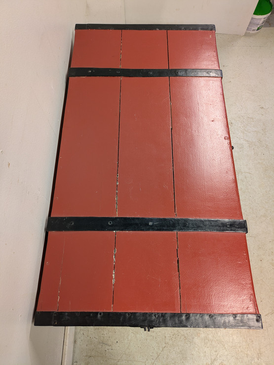 Suuri antiikki arkku 