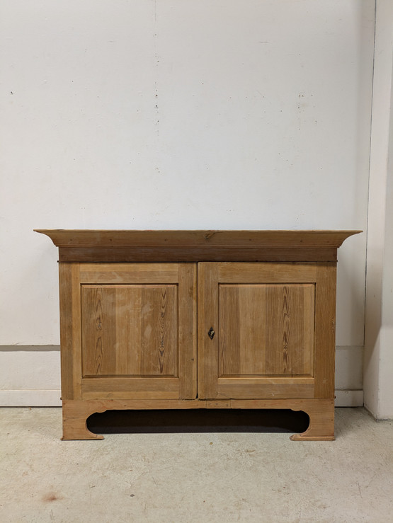 Antiikki kaappi 1800-luku