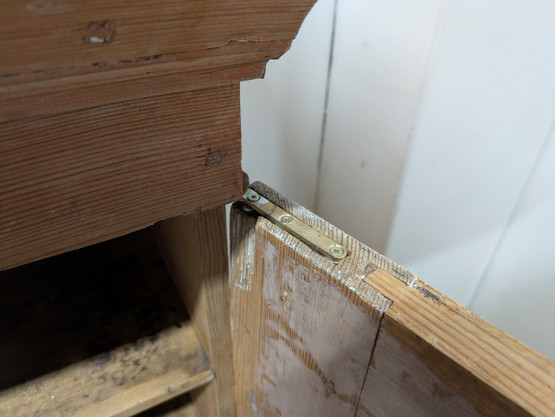 Antiikki kaappi 1800-luku