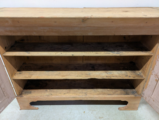 Antiikki kaappi 1800-luku