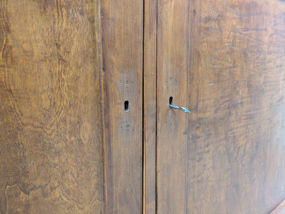 Vanha kaappi / senkki