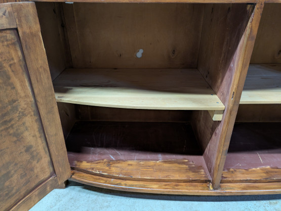 Vanha kaappi / senkki