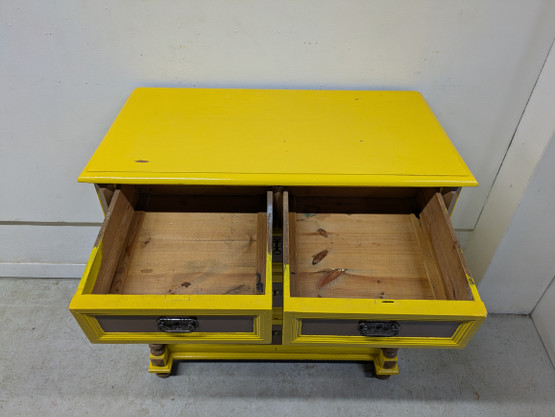 Vanha antiikki lipasto 