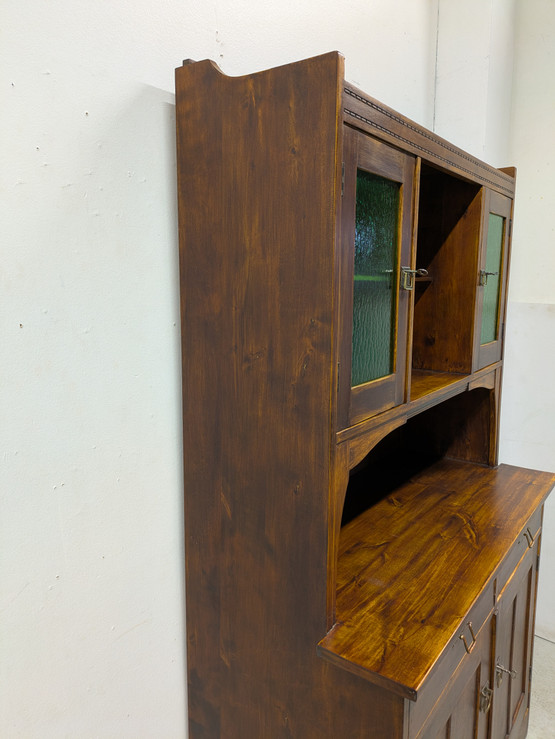 Upea Jugend astiakaappi 