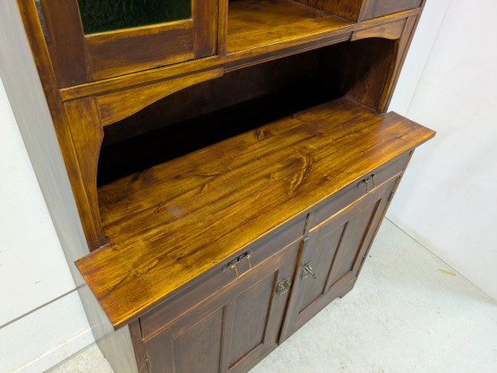 Upea Jugend astiakaappi 