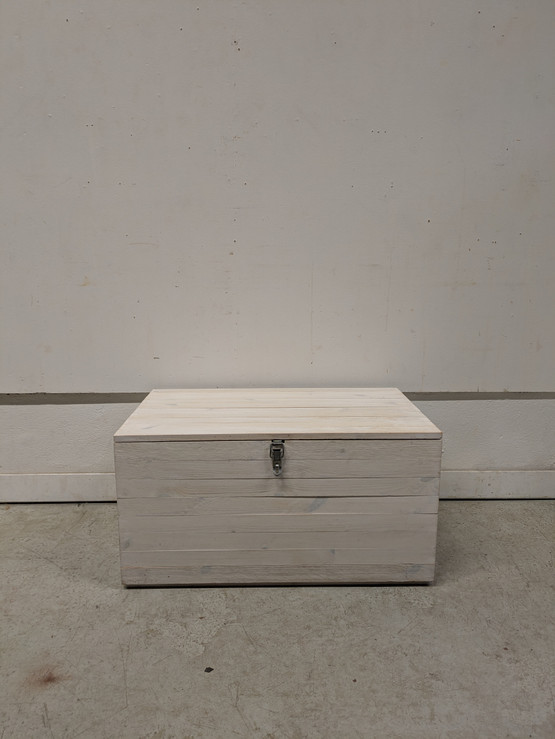 Ratian Saaristo arkku / kirstu