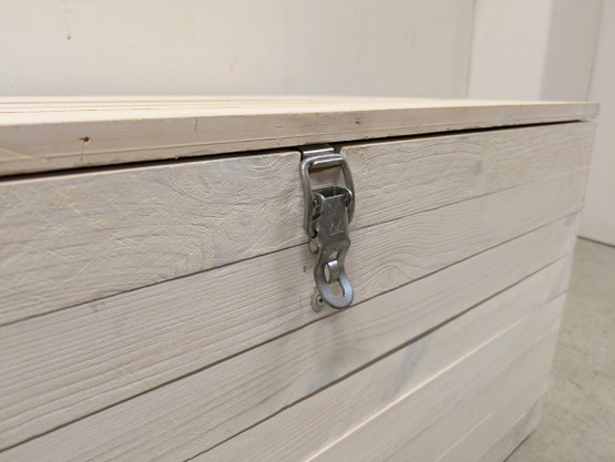 Ratian Saaristo arkku / kirstu