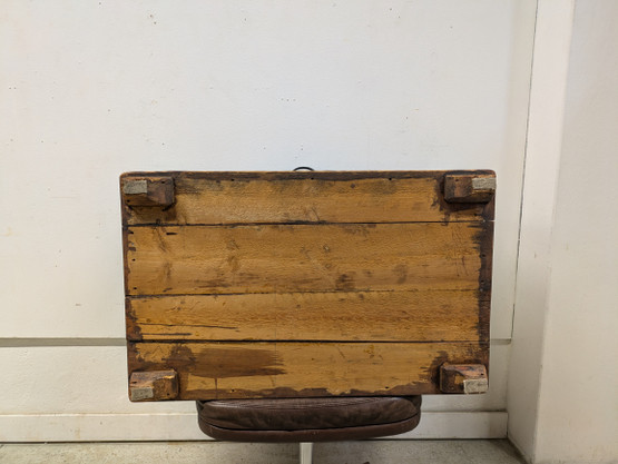 Kunnostettu antiikki arkku