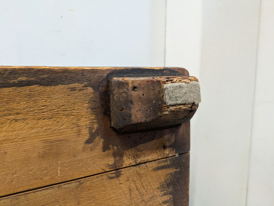 Kunnostettu antiikki arkku