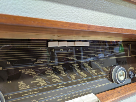 Vintage Philips levysoitin / radio