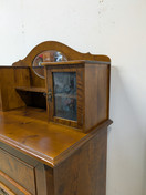 Upea kunnostettu antiikki piironki 