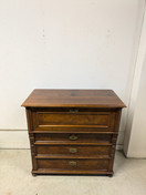 Upea kunnostettu antiikki piironki 