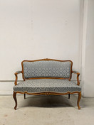 Vanha kaunis Rokokoo sohva