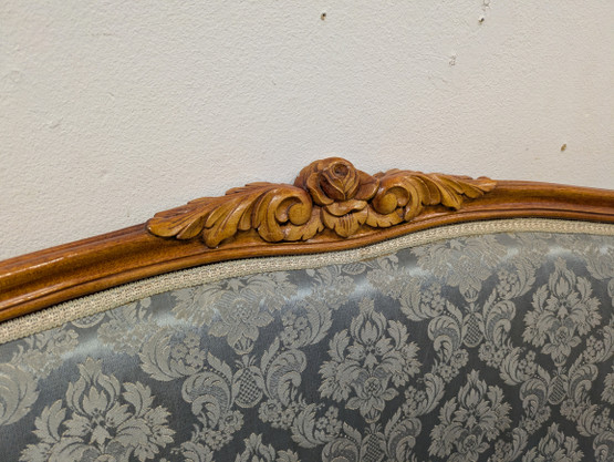 Vanha kaunis Rokokoo sohva