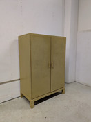 Vanha liinavaatekaappi 