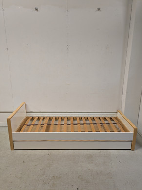 Muurame sänky / parisänky