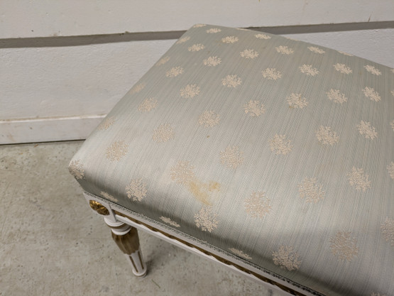 Vanha Kustavilainen taburetti / palli 