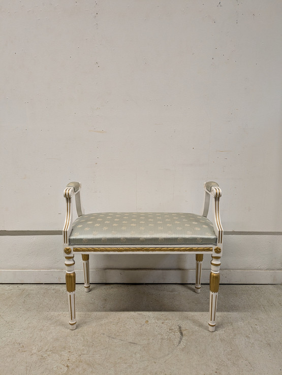 Vanha Kustavilainen penkki