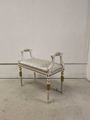 Vanha Kustavilainen penkki