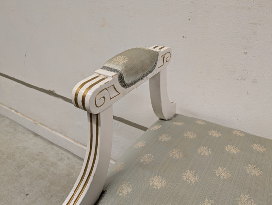 Vanha Kustavilainen penkki