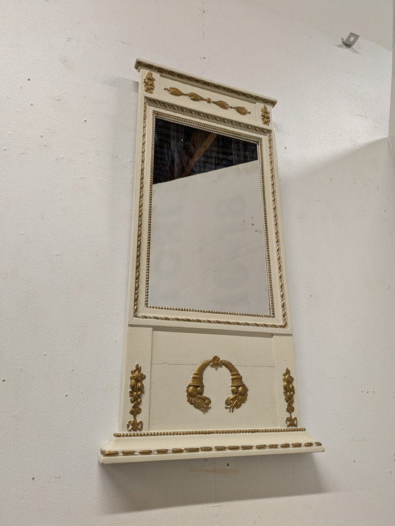 Kustavilainen pikku peili