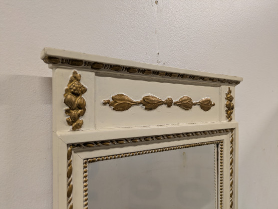 Kustavilainen pikku peili