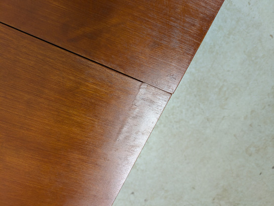 Kunnostettu jatkettava sohvapöytä 