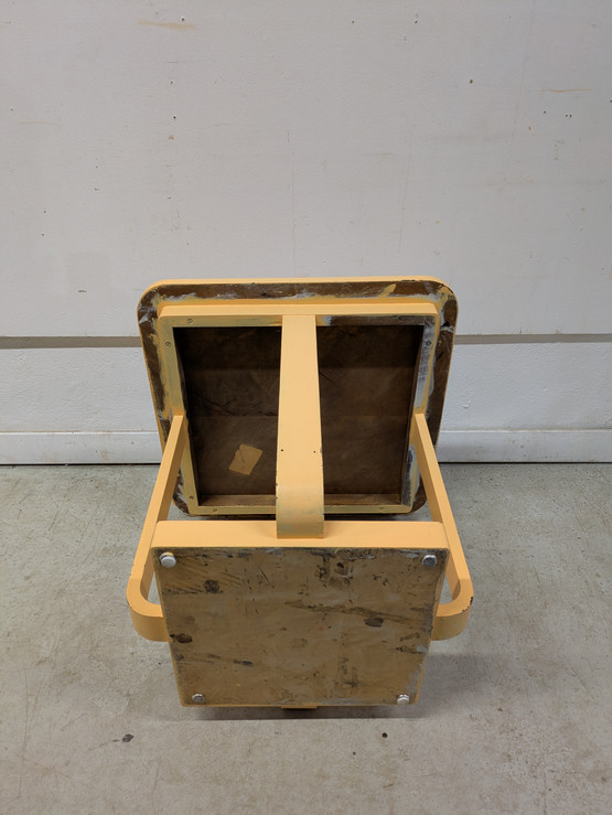 Vanha sohvapöytä 40/50-luku