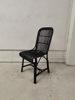 Vintage rottinkituoli