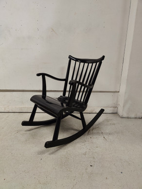 Retro pieni pinnakeinu