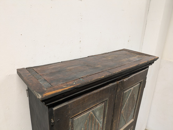 Antiikki kaappi 1700-luku