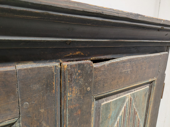 Antiikki kaappi 1700-luku