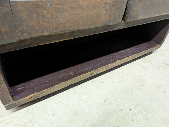 Antiikki kaappi 1700-luku