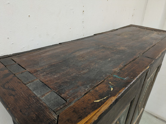 Antiikki kaappi 1700-luku