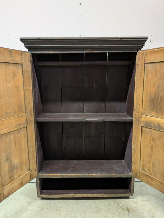 Antiikki kaappi 1700-luku