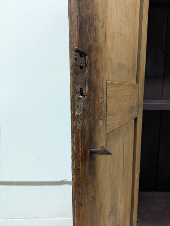 Antiikki kaappi 1700-luku