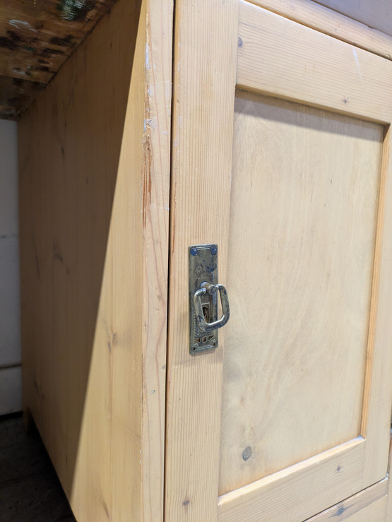 Vanha kirjoituspöytä 