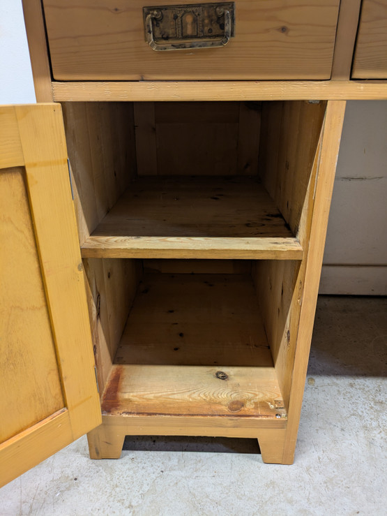 Vanha kirjoituspöytä 